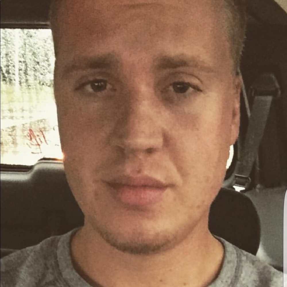 Meet your Posher, Braxton